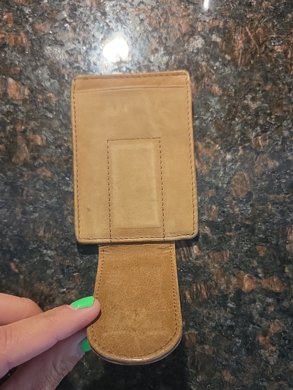 Cody James Leather Money Clip Card Holder with Western Longhorn Accent Wallet - Picture 3 of 4